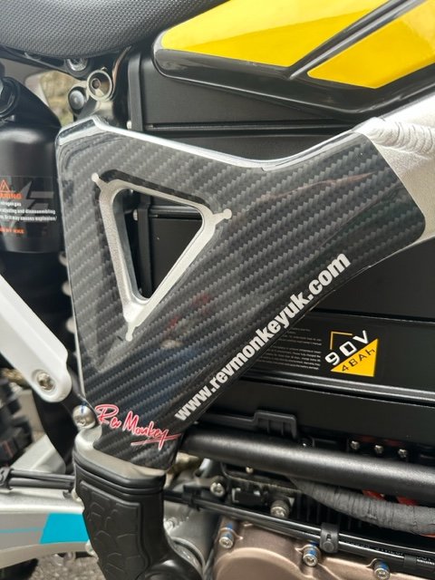 surron-storm-bee-carbon-effect-frame-guards-surron-worldwide-distribution.jpg SURRON STORM BEE CARBON EFFECT FRAME GUARDS | Surron Worldwide Distribution - Image 1